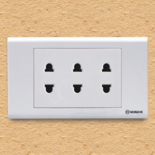 3 ổ cắm 2 chấu sino